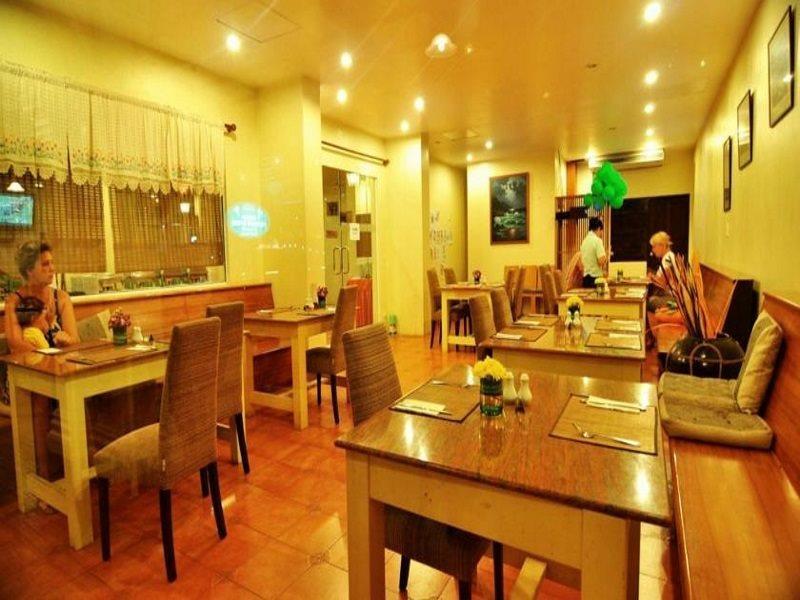 Phuket Heritage Hotel Karon Bagian luar foto