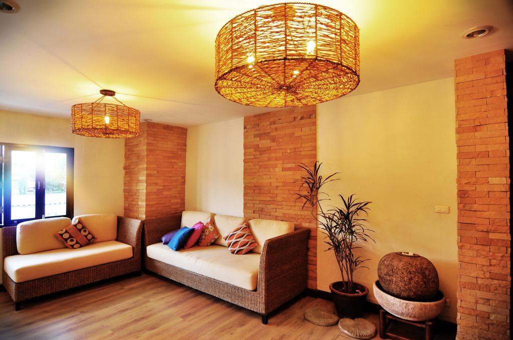Phuket Heritage Hotel Karon Bagian luar foto